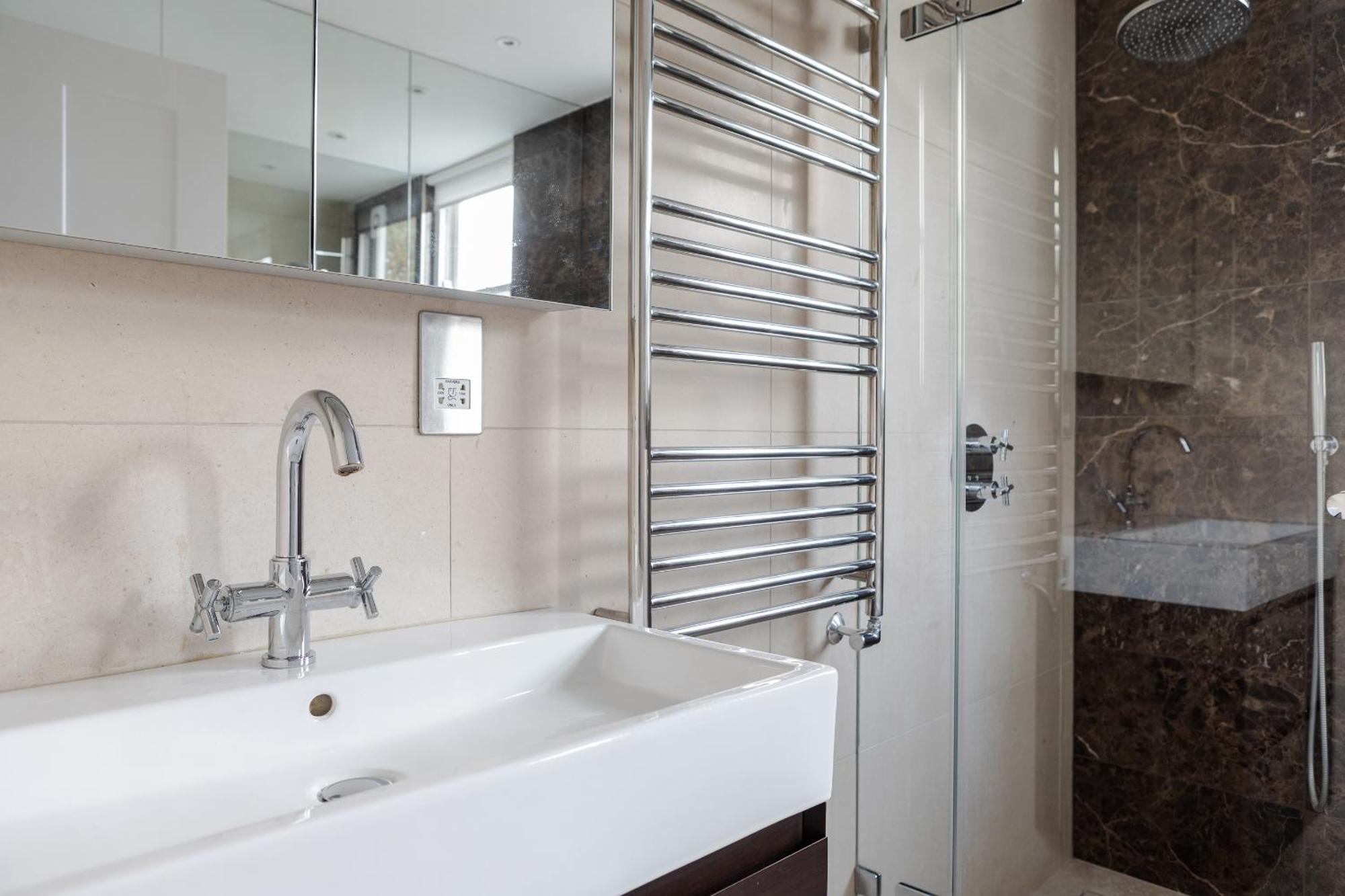 Number 53 - Stunning Maisonette With Parking In Kensington & Chelsea Londra Dış mekan fotoğraf