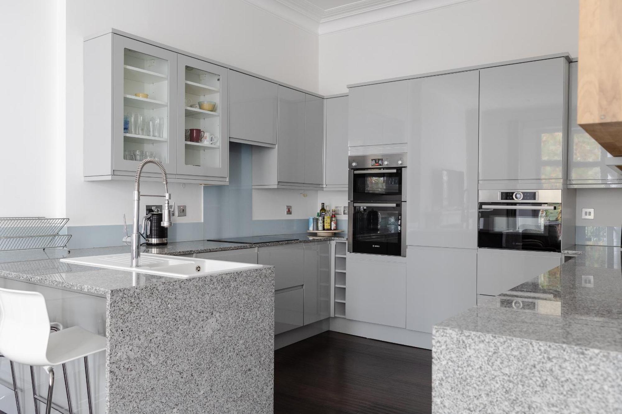 Number 53 - Stunning Maisonette With Parking In Kensington & Chelsea Londra Dış mekan fotoğraf