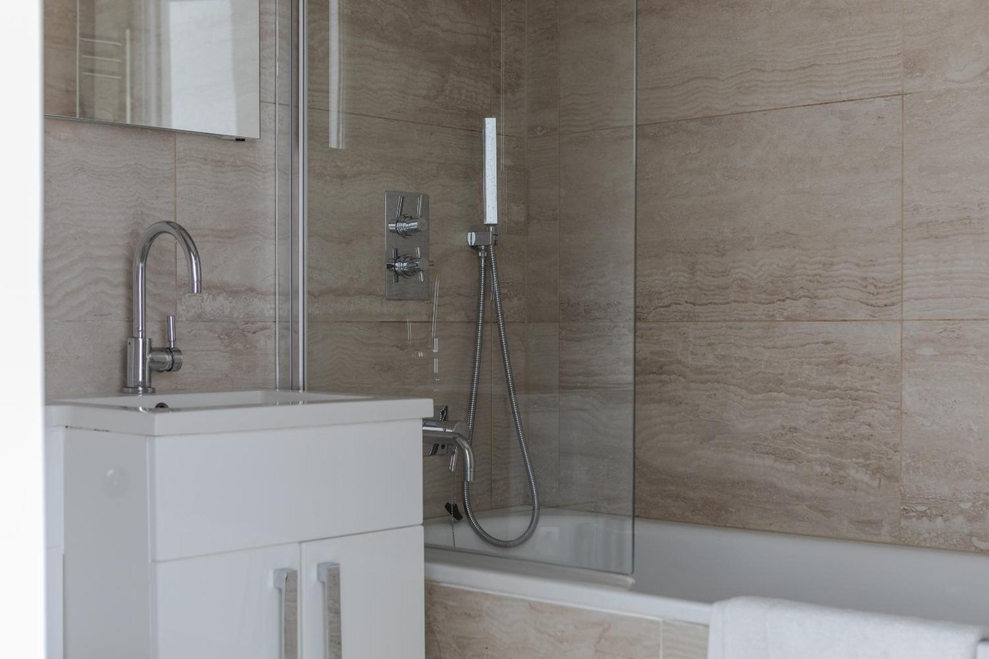 Number 53 - Stunning Maisonette With Parking In Kensington & Chelsea Londra Dış mekan fotoğraf