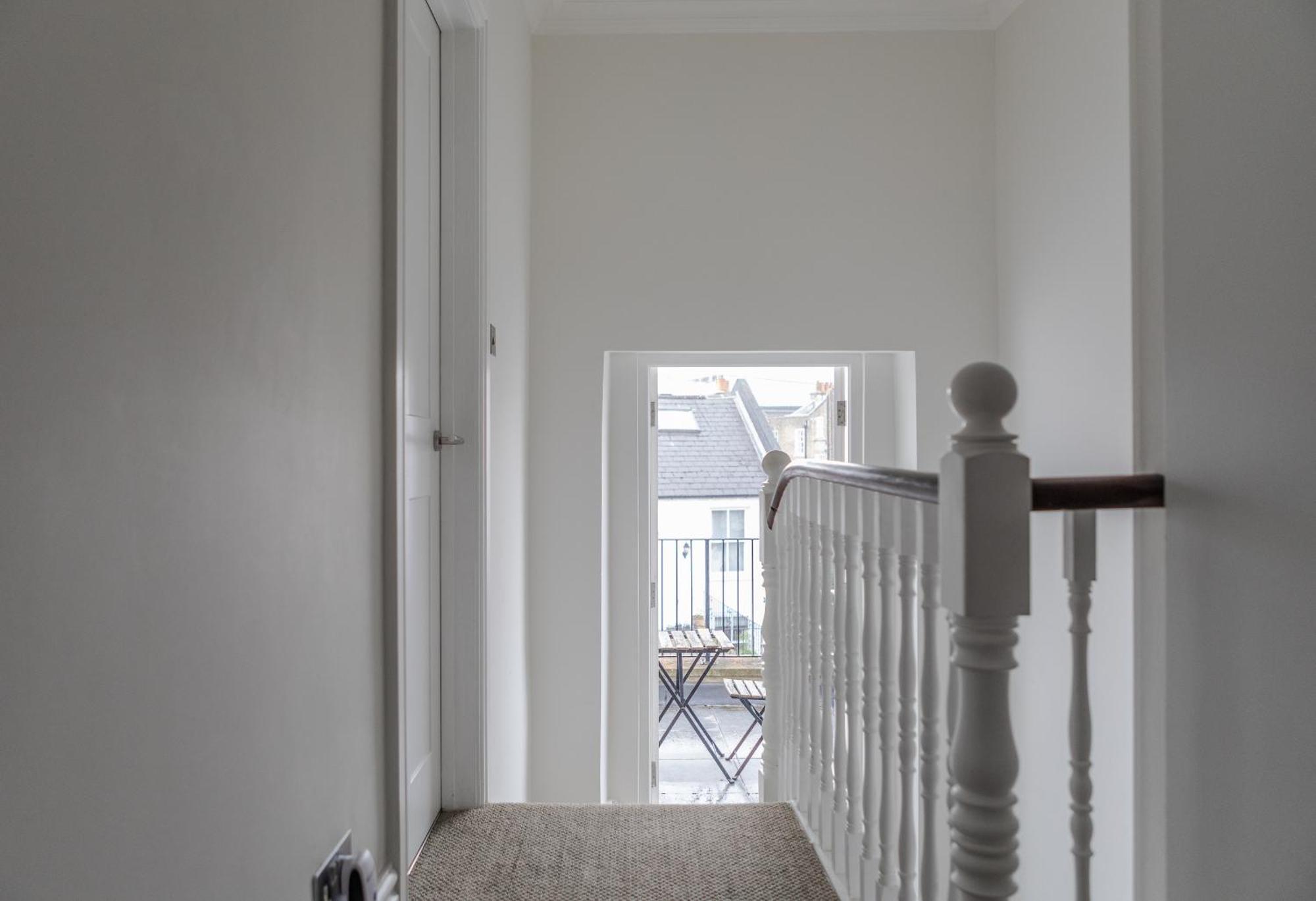 Number 53 - Stunning Maisonette With Parking In Kensington & Chelsea Londra Dış mekan fotoğraf